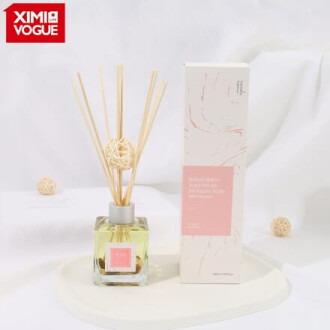XimiVogue Sandalwood Natural Rattan Scent Diffuser Set-Square Bottle with Stones (150ml)