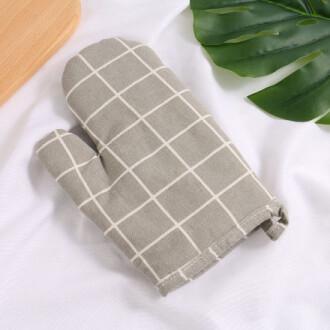 XimiVogue Plaid Heat-Resistant Oven Mitt