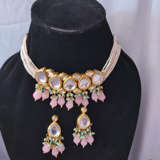 Kundan choker set