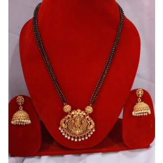 God Laxmi Desing black  Pendant Set