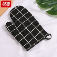 XimiVogue Plaid Heat-Resistant Oven Mitt