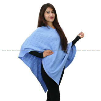 V-Neck Poncho for Laddies In fashionable design